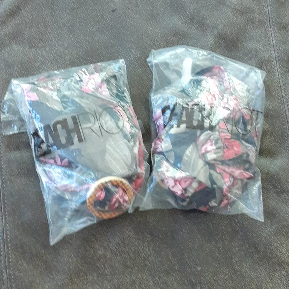 Beach Riot Bikini Set - Picture 4 of 4